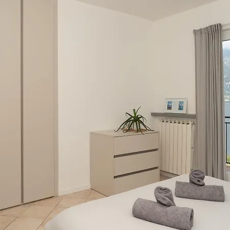 Casa Jami Apartment Navene